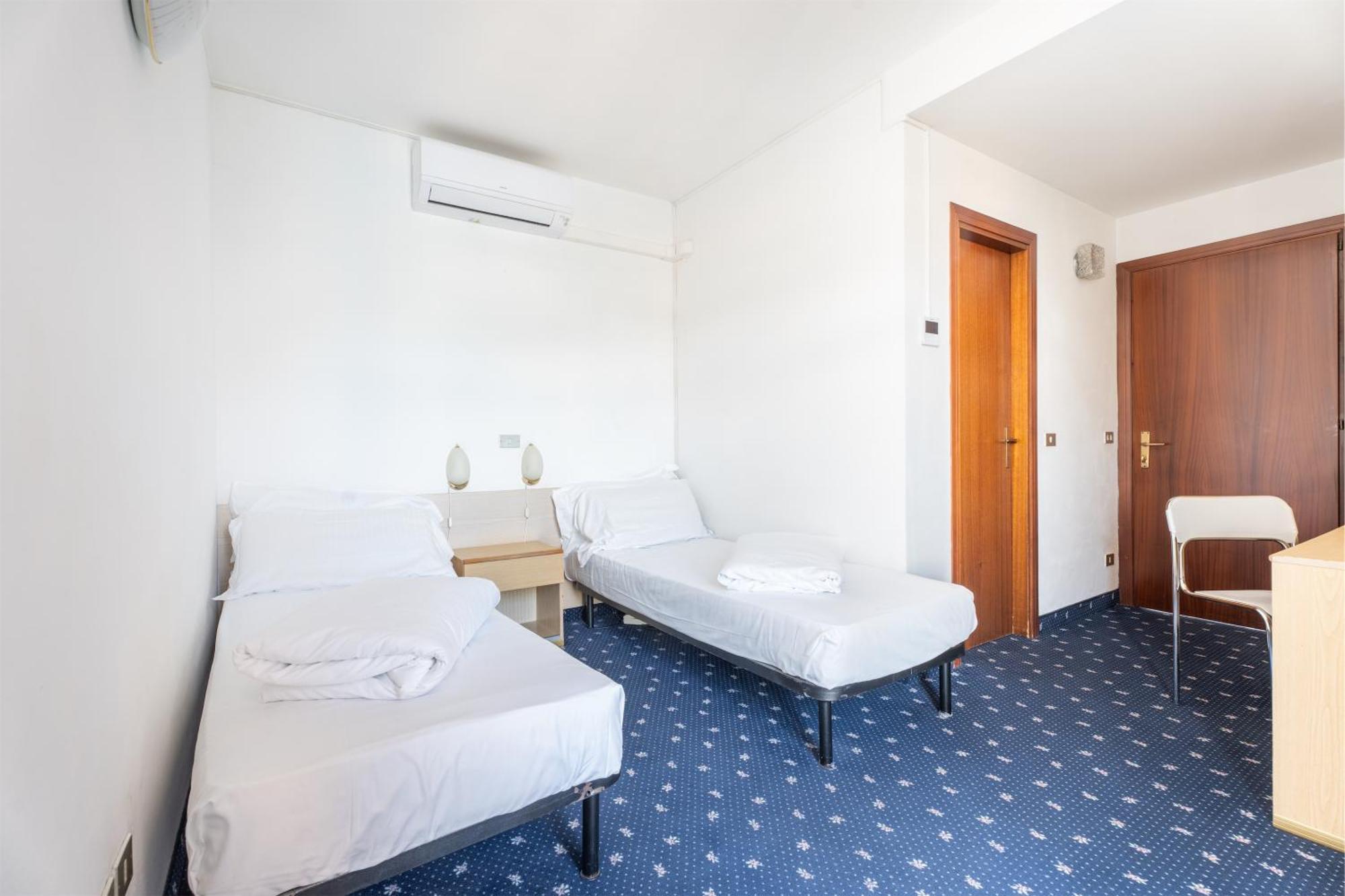 Lake Hotel Ifigenia Torbole Sul Garda Bagian luar foto