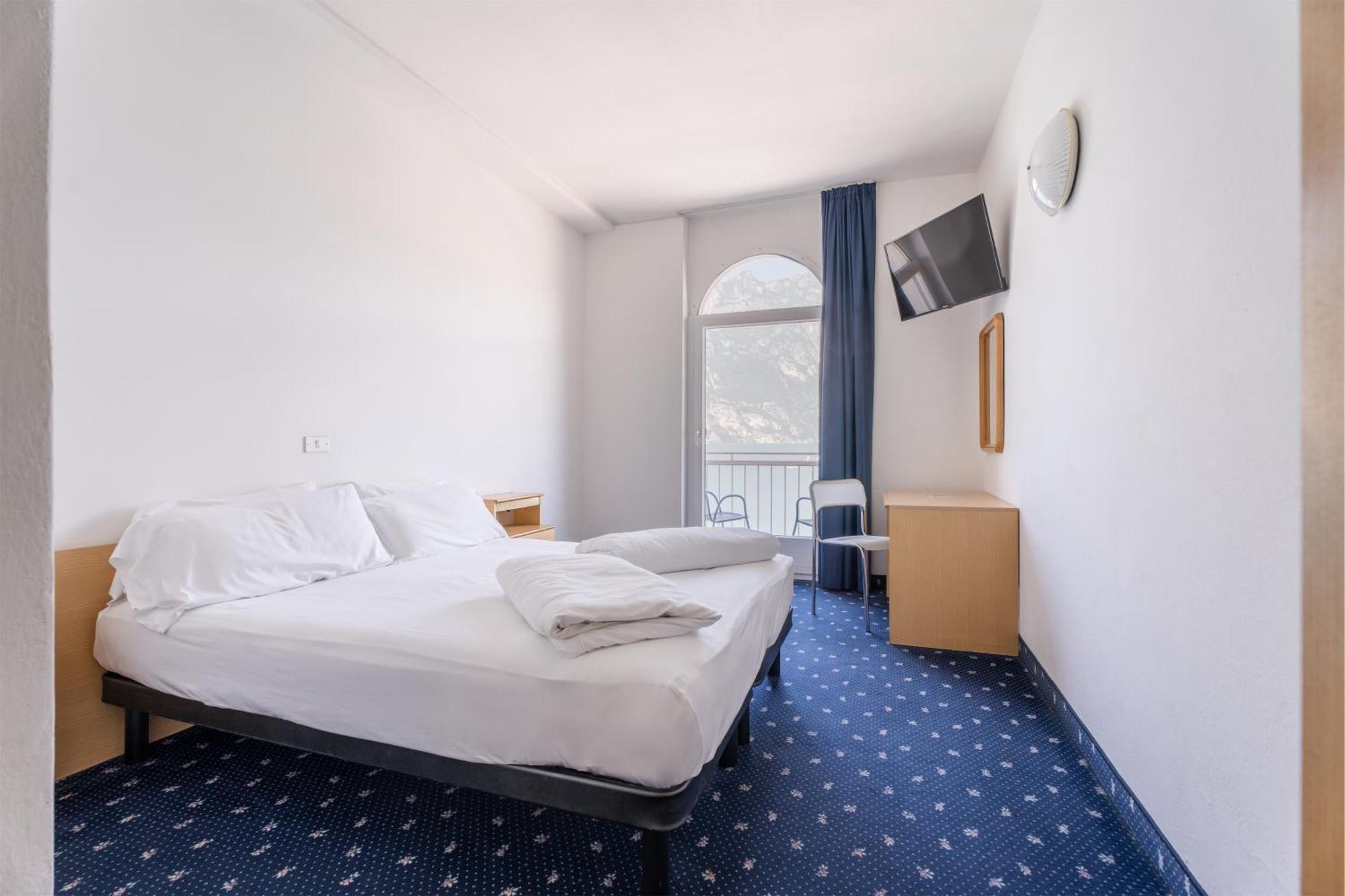 Lake Hotel Ifigenia Torbole Sul Garda Bagian luar foto