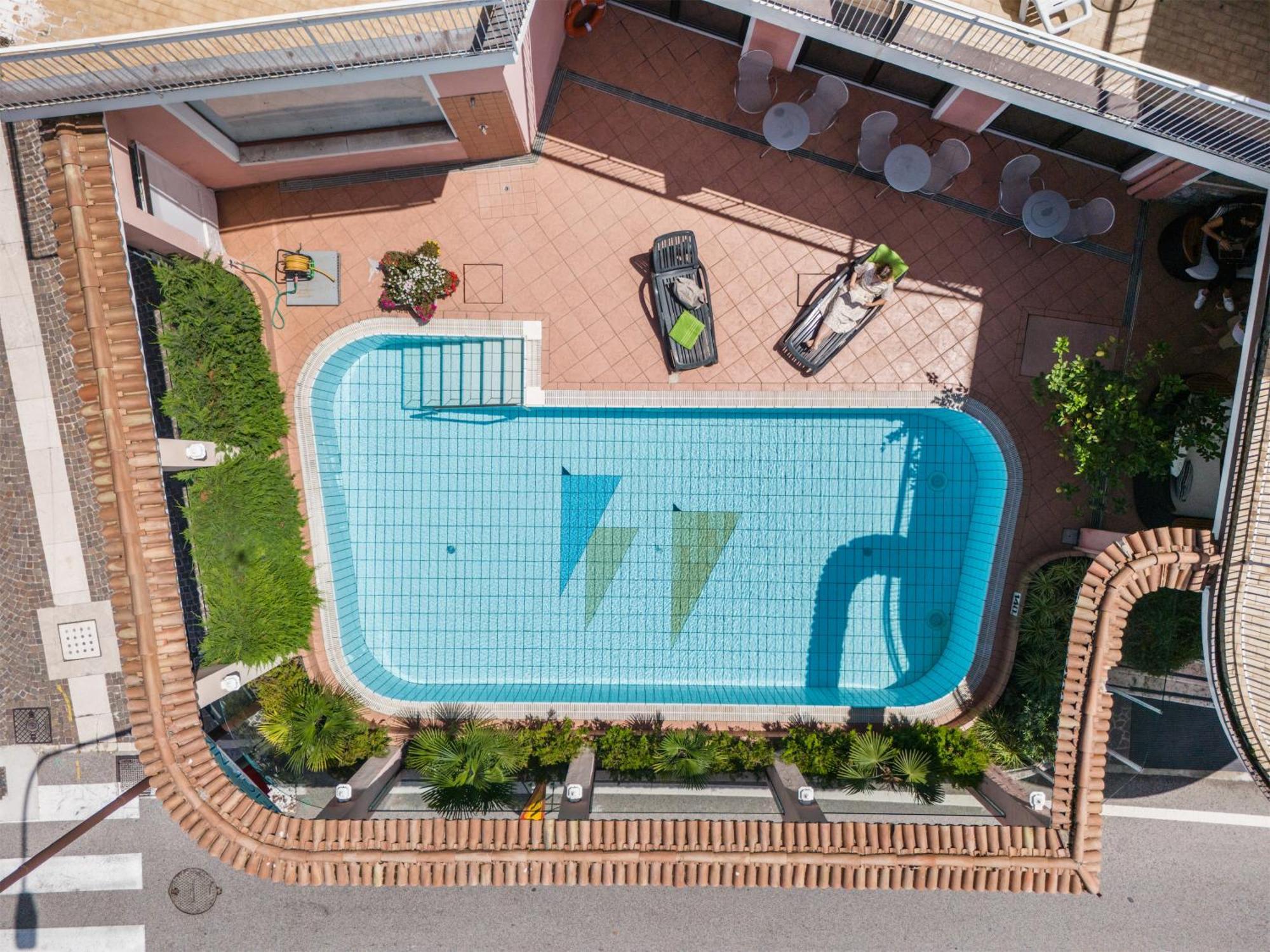 Lake Hotel Ifigenia Torbole Sul Garda Bagian luar foto